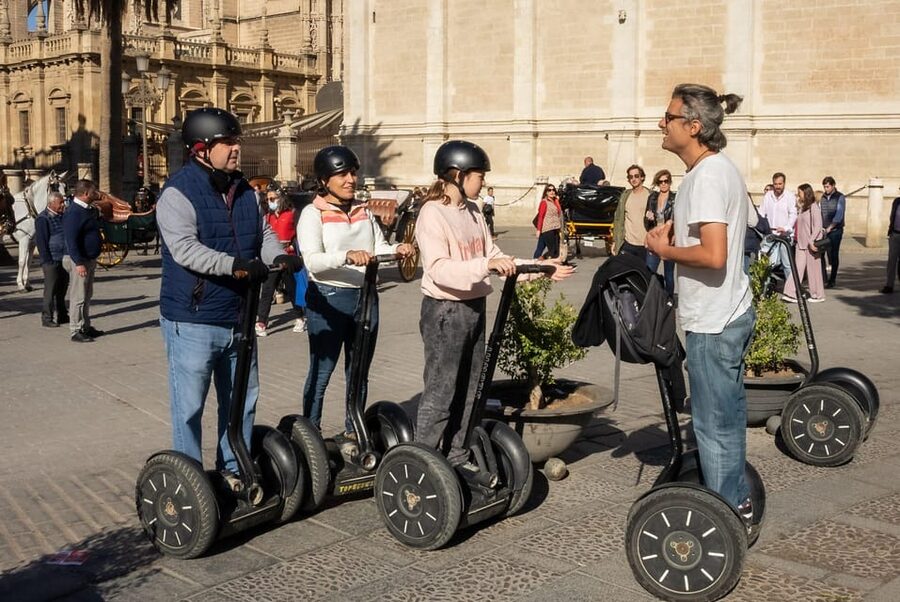 Seville City Tour: 1-Hour Panoramic Segway Tour - Plaza de España: The Tour’s Best Photo Stop