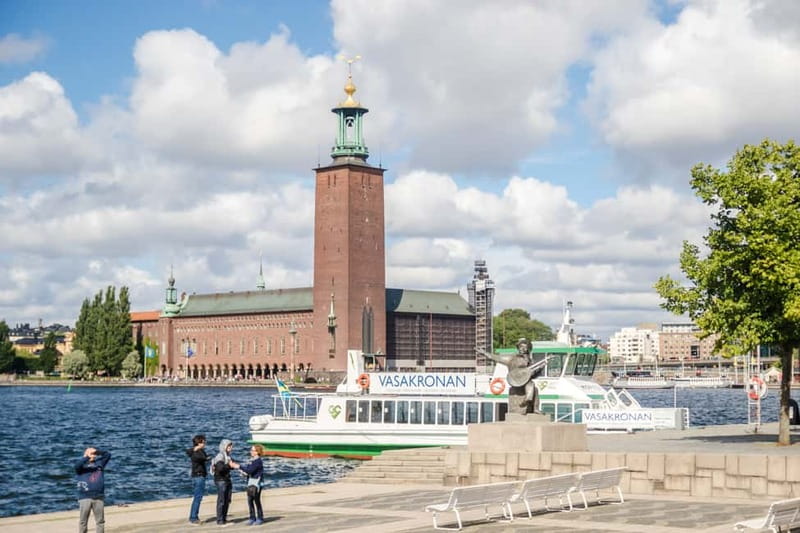 Stockholm: Sightseeing Tour by Segway - Riddarholmen: Stockholm’s first wide-open views