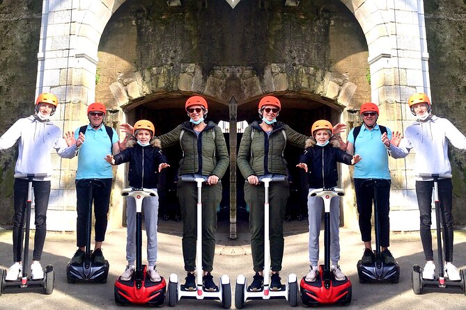 Unusual and ecological ride on a Segway and electric bike in Bayonne - A sunny pause at the Arenes de Bayonne