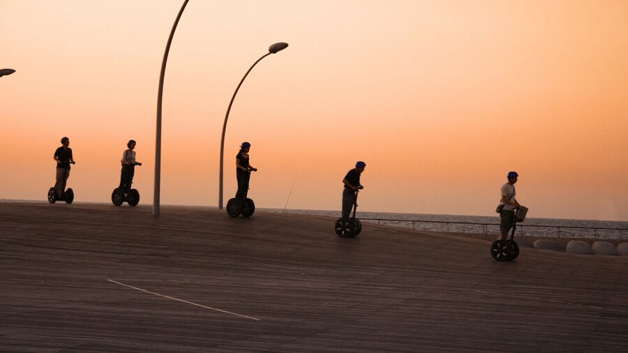 Valencia: 1 Hour Segway Tour at Night - Why Valencia works especially well after dark