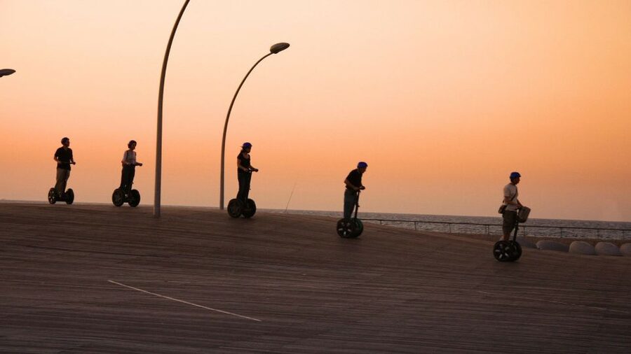 Valencia: 1 Hour Segway Tour at Night - Starting behind the Serranos Towers