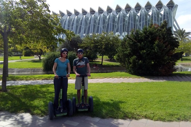 Valencia Arts and Sciences Segway Tour - What the guides add to the ride