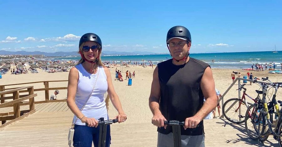 Valencia: Fantastic Segway Tour from the Center to the Beach - Returning through Poblats Maritims