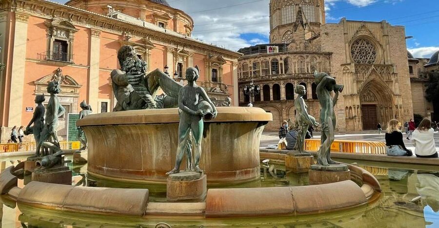 Valencia Old Town Segway Tour - Mercado Central and Valencia Cathedral