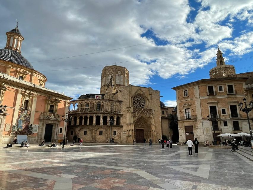 Valencia Old Town Segway Tour - Downtown, Plaza del Carmen, and the final loop
