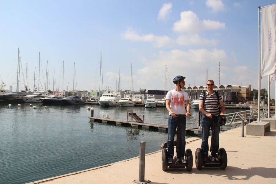 Valencia: Seaport Segway Tour - Starting at the Serranos Gates
