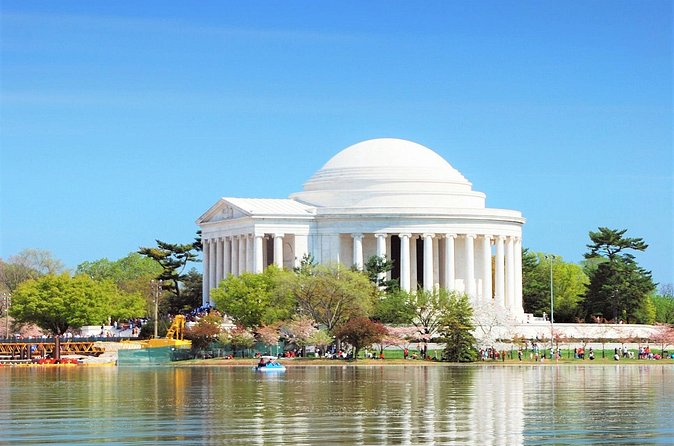 Washington DC "See the City" Guided Sightseeing Segway Tour - The Vietnam Memorials and Lincoln Memorial